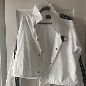 Short waisted nice Champion windbreaker